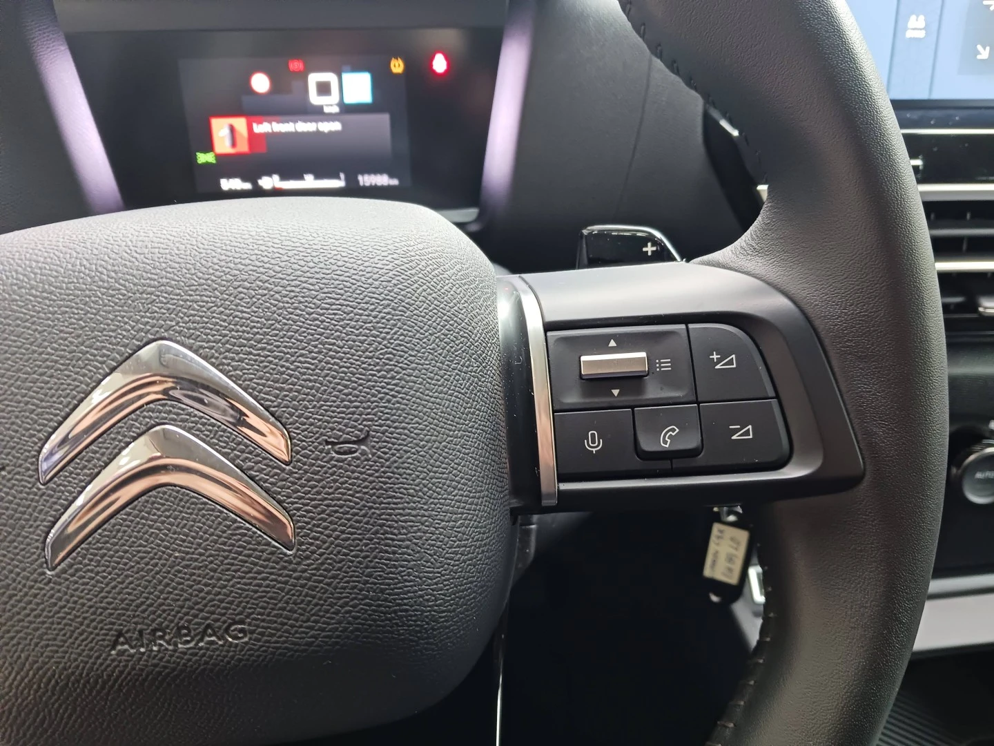 Citroën C4 X 1.2 PureTech Plus EAT8