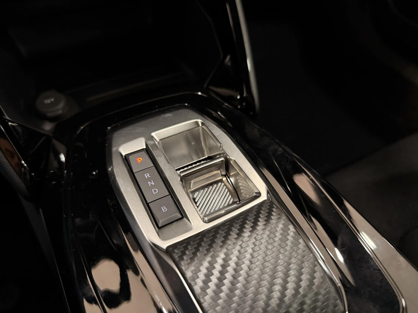 Peugeot e-2008 54 kWh Allure