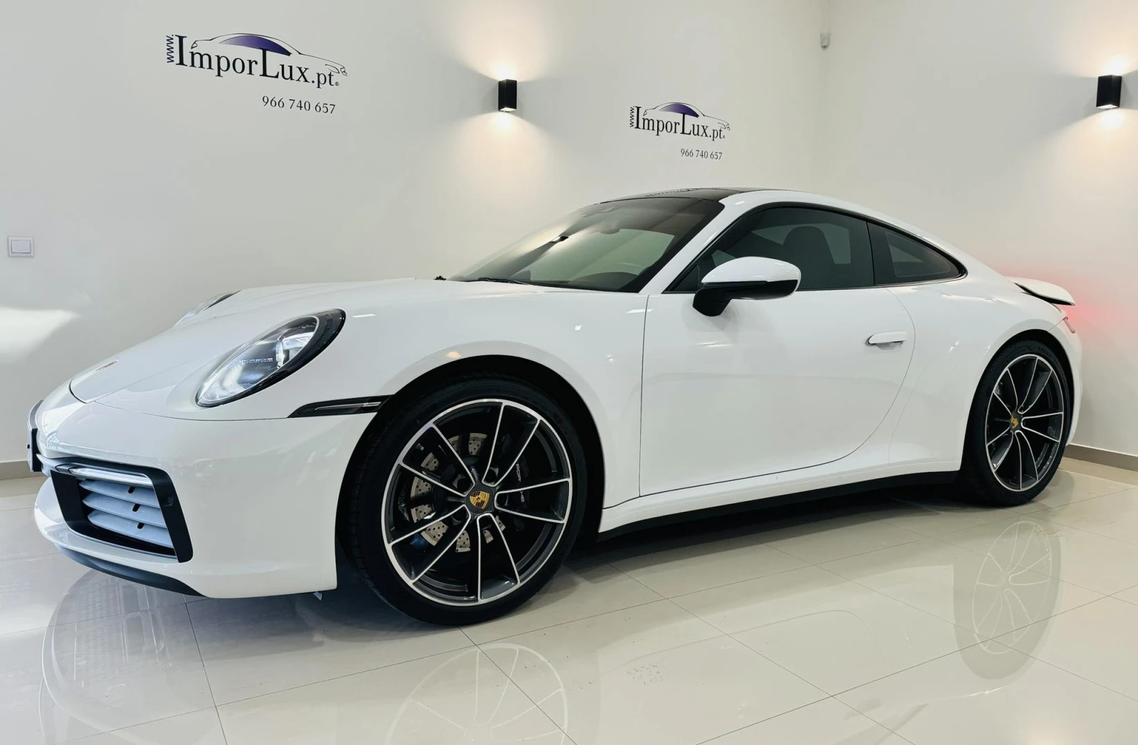 Porsche 911 (992) Carrera PDK