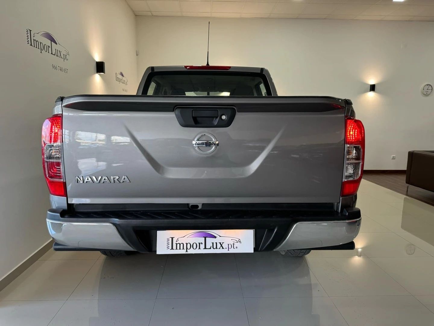 Nissan Navara 2.3 dCi CD 4WD CC Visia