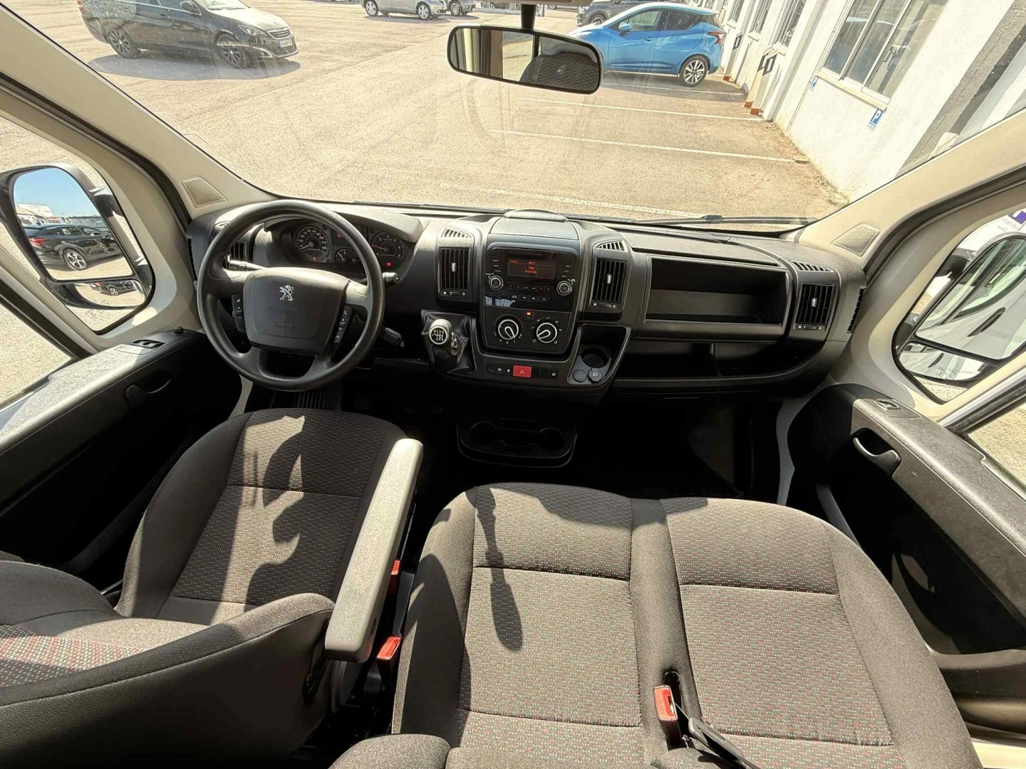 Peugeot Boxer 2.2 BlueHDi 335 L2