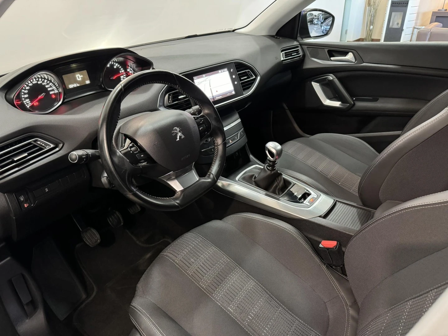 Peugeot 308 1.5 BlueHDi Allure