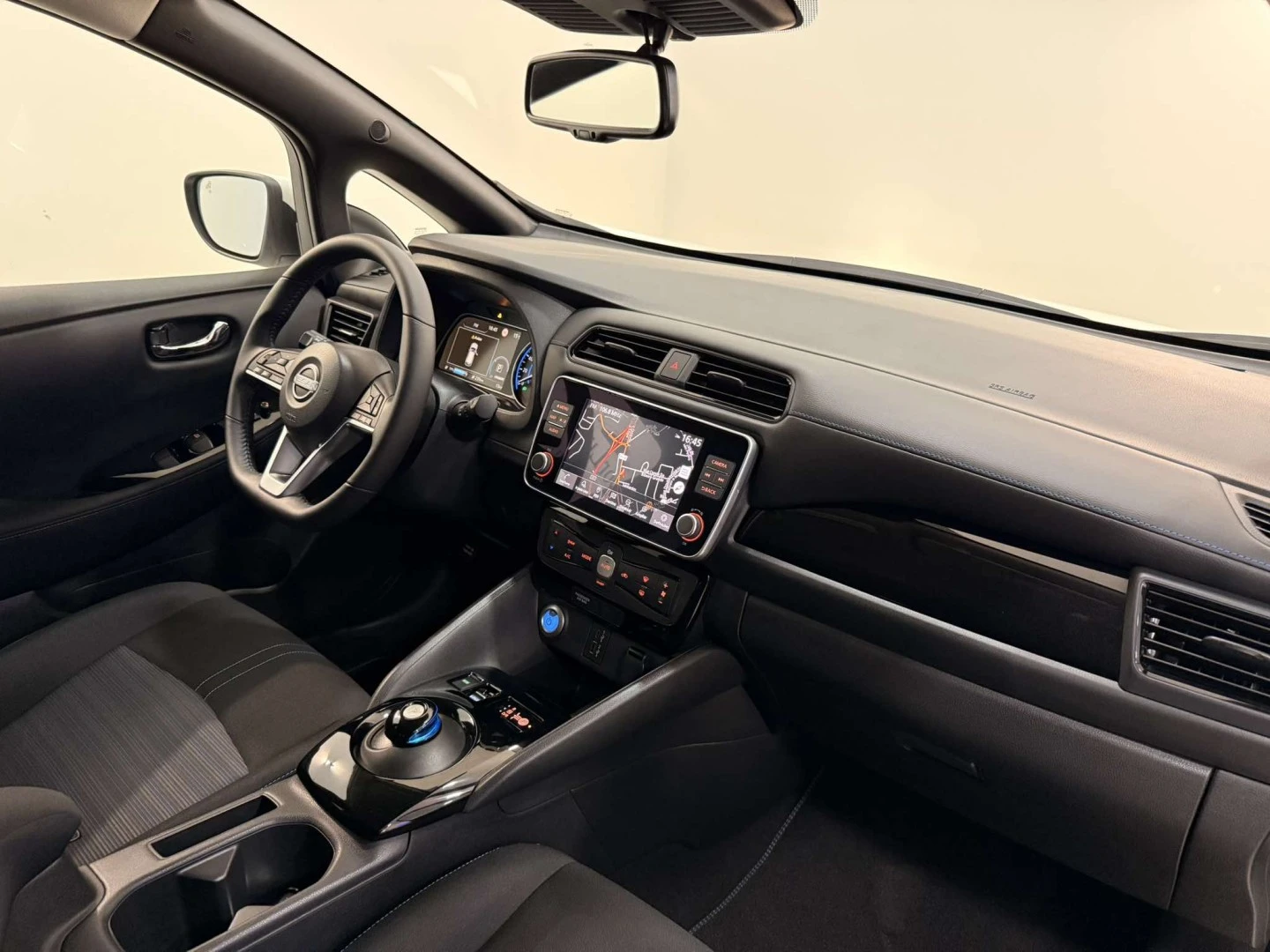 Nissan Leaf N-Connecta
