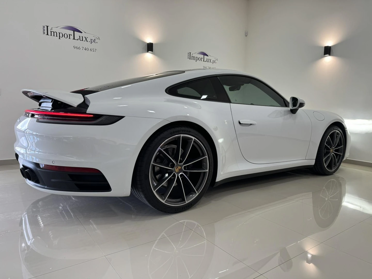 Porsche 911 (992) Carrera PDK