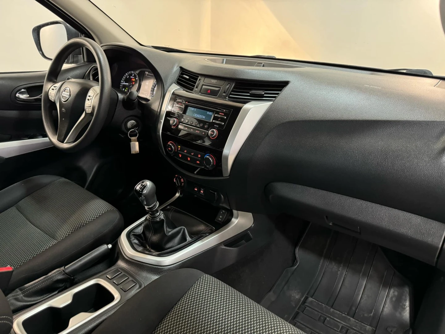 Nissan Navara 2.3 dCi CD 4WD CC Visia
