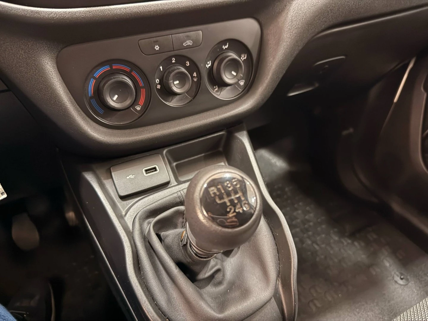 Fiat Doblo 1.6 MJ Maxi 3L