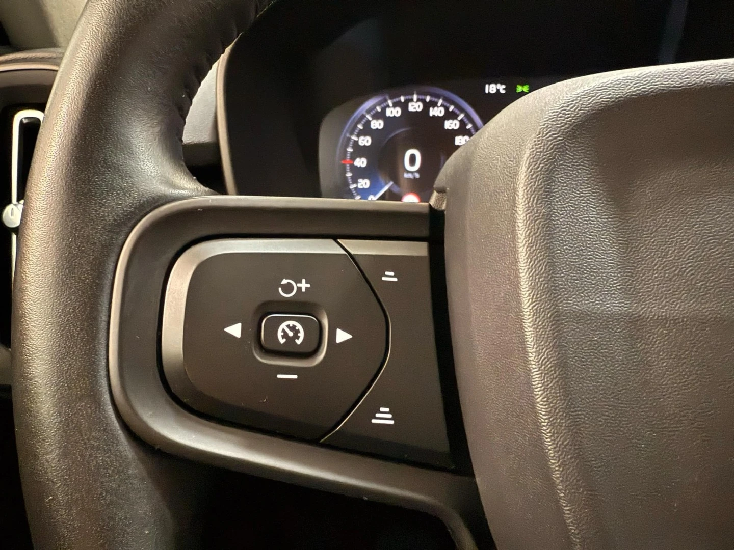 Volvo XC 40 2.0 D3 Momentum