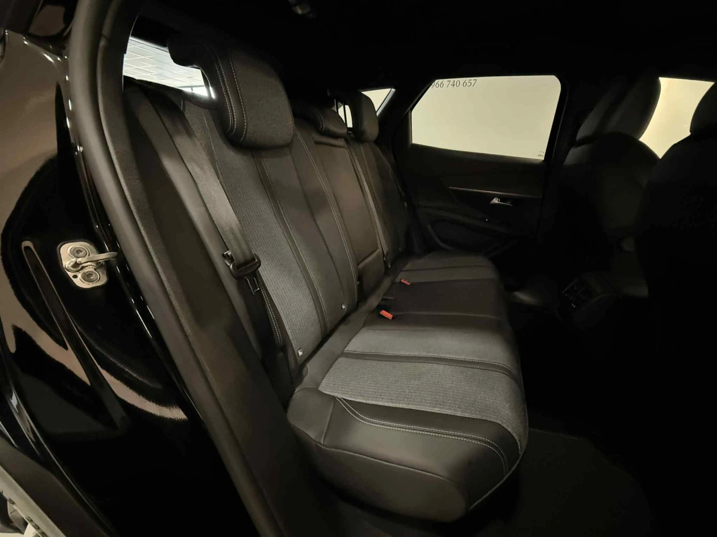 Peugeot 3008 1.5 BlueHDi Allure EAT8