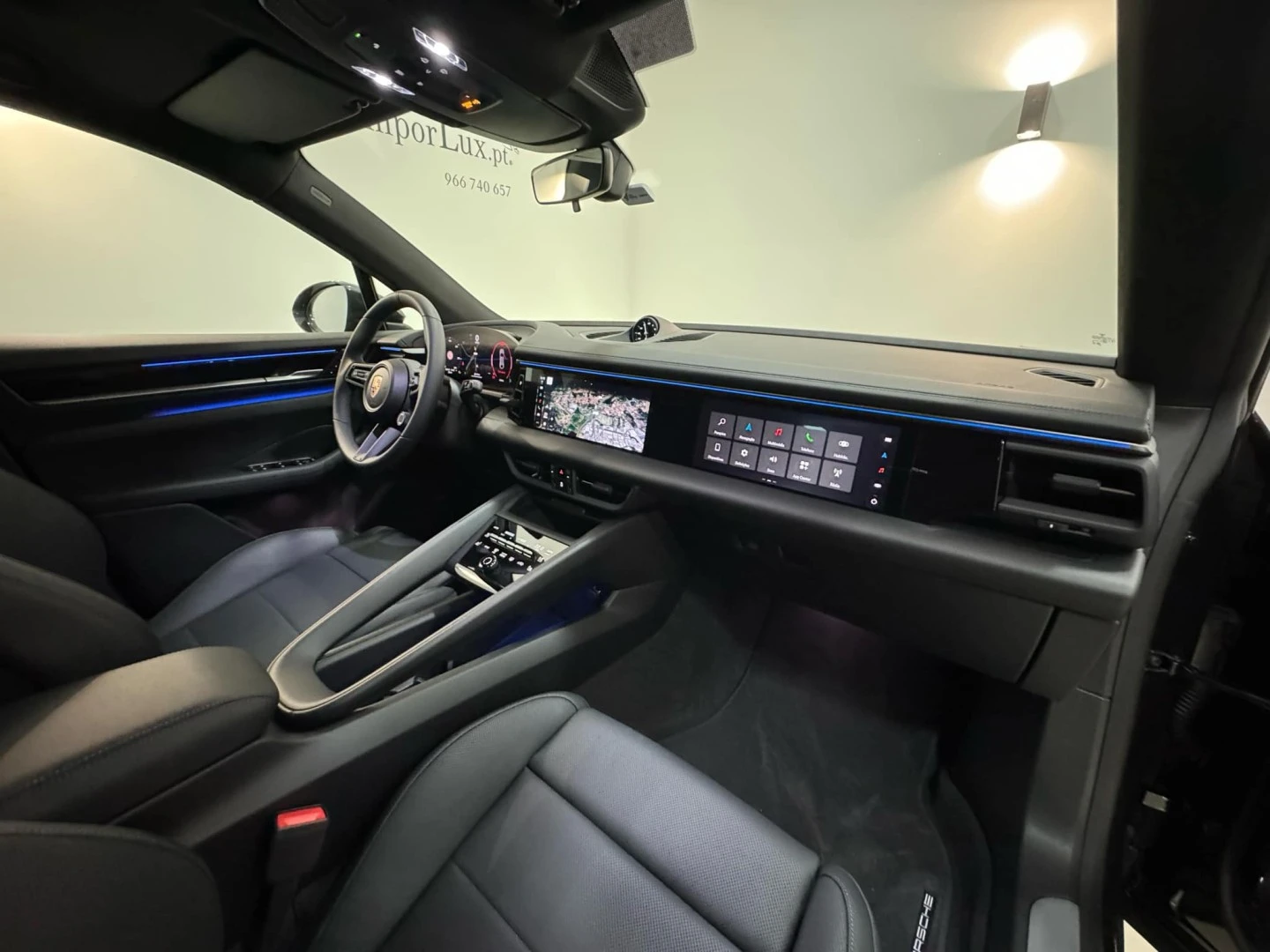 Porsche Macan Electric 4