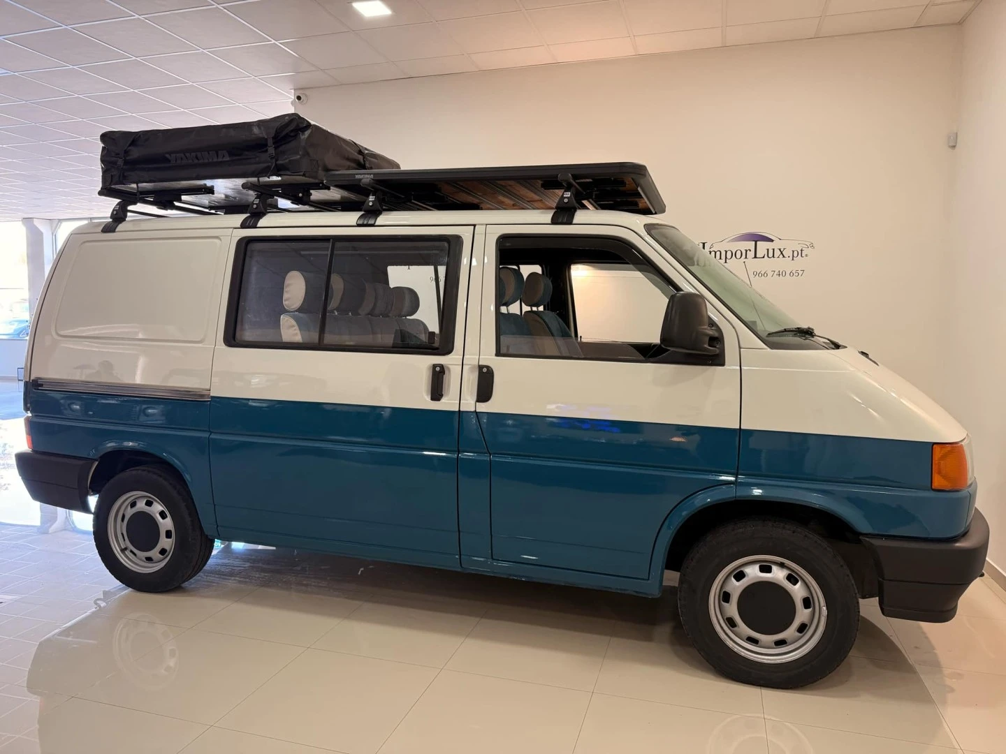 VW Transporter 2.4 D Kombi