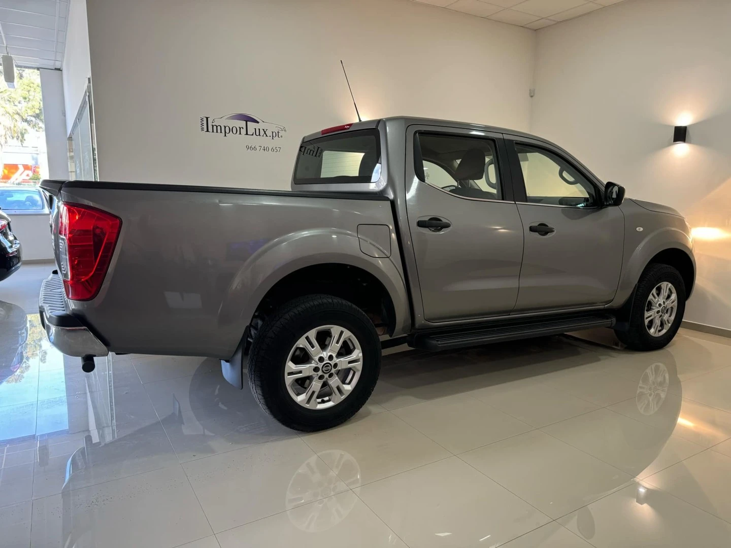 Nissan Navara 2.3 dCi CD 4WD CC Visia
