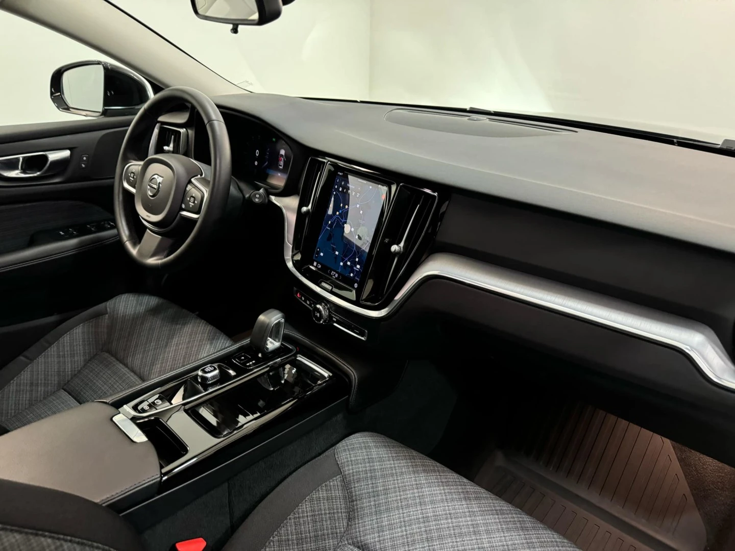 Volvo V60 2.0 T6 AWD TE Inscription Expression