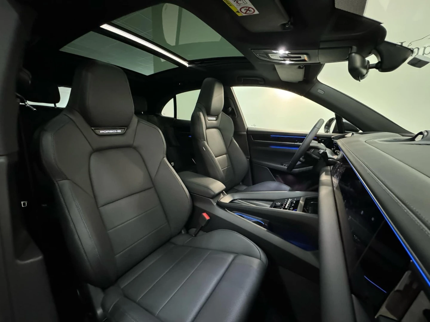 Porsche Macan Electric 4