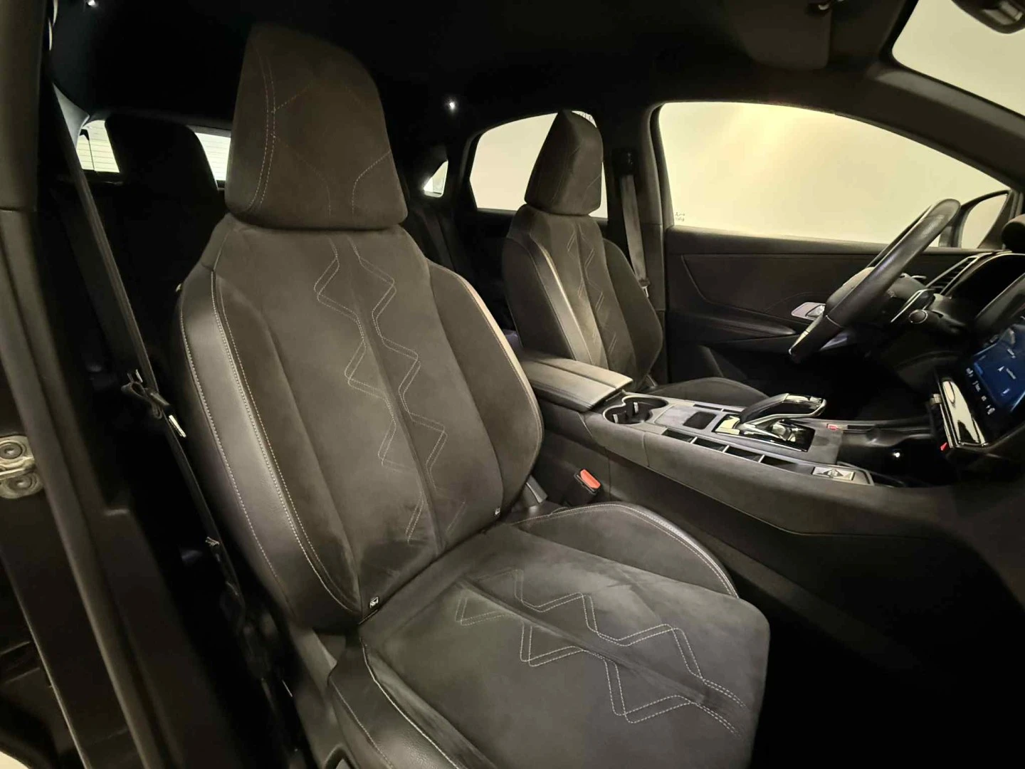 DS DS7 Crossback E-Tense Performance Line EAT8