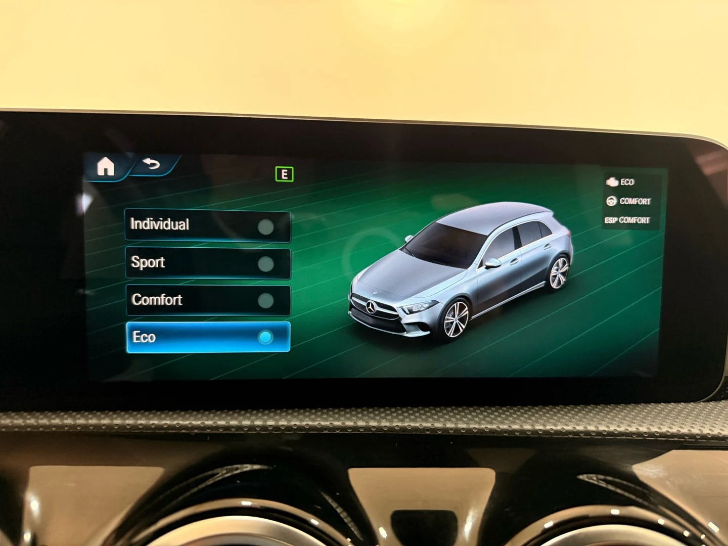 Mercedes-Benz A 180 d AMG Line Aut.