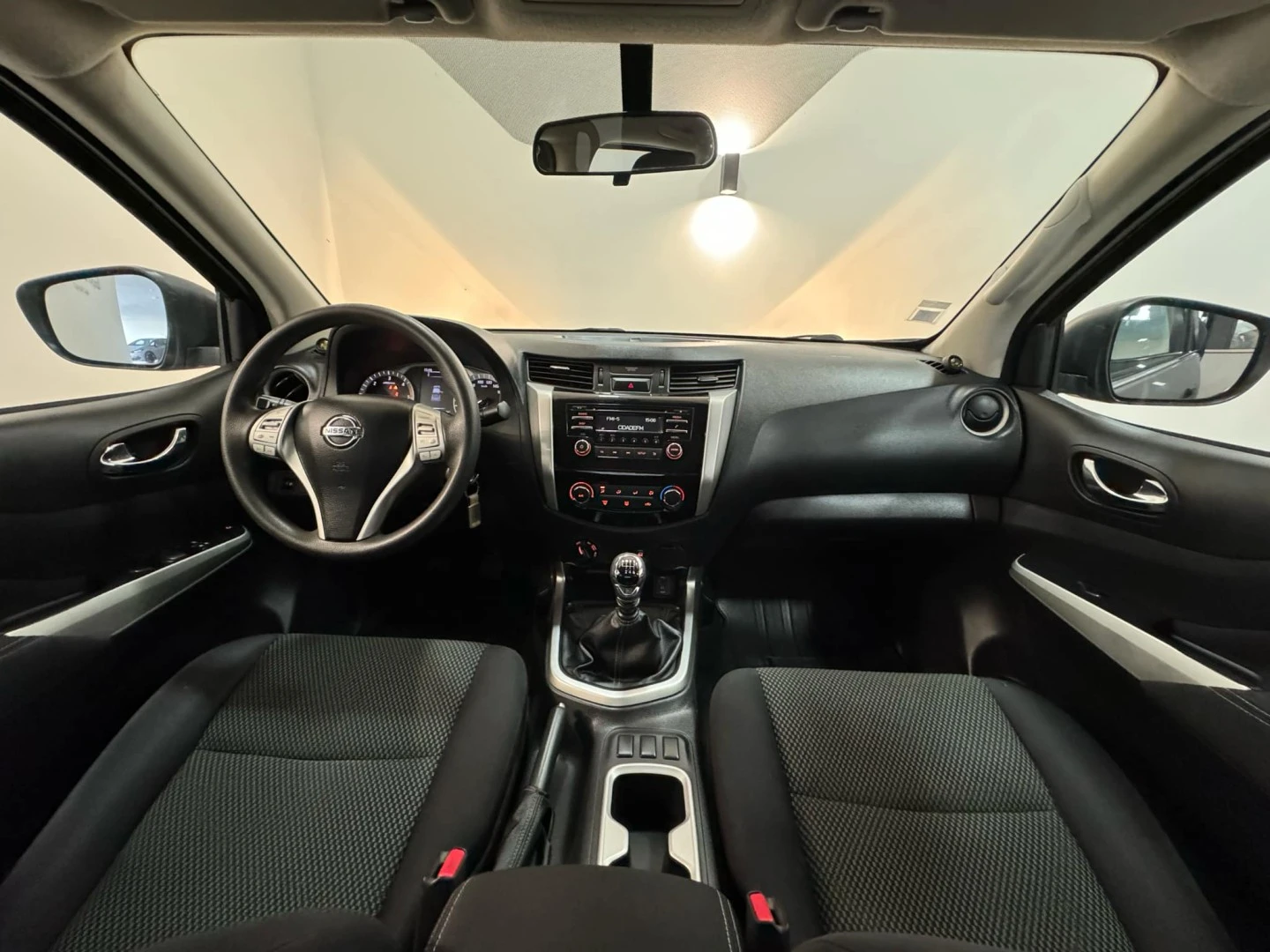 Nissan Navara 2.3 dCi CD 4WD CC Visia
