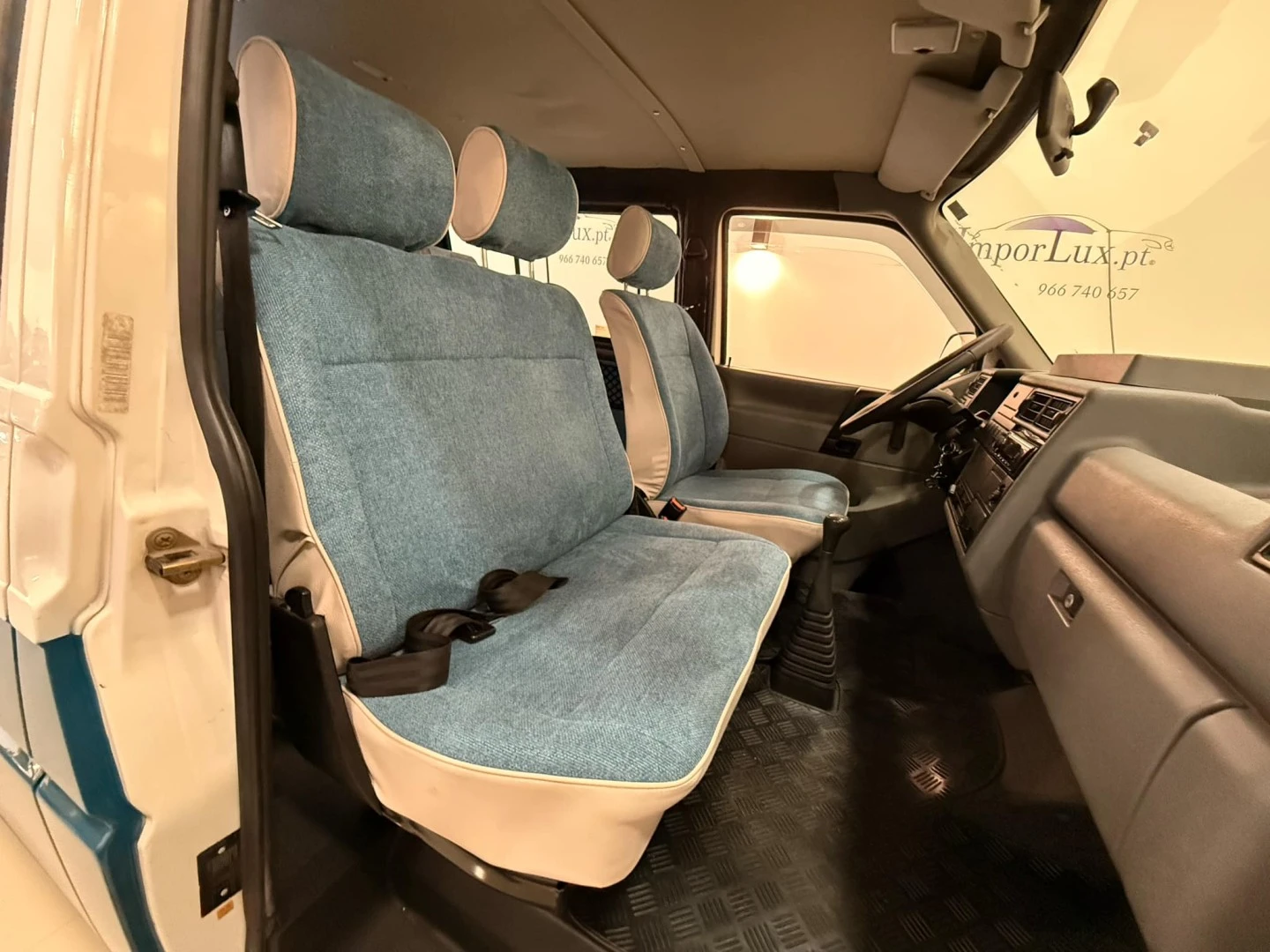 VW Transporter 2.4 D Kombi