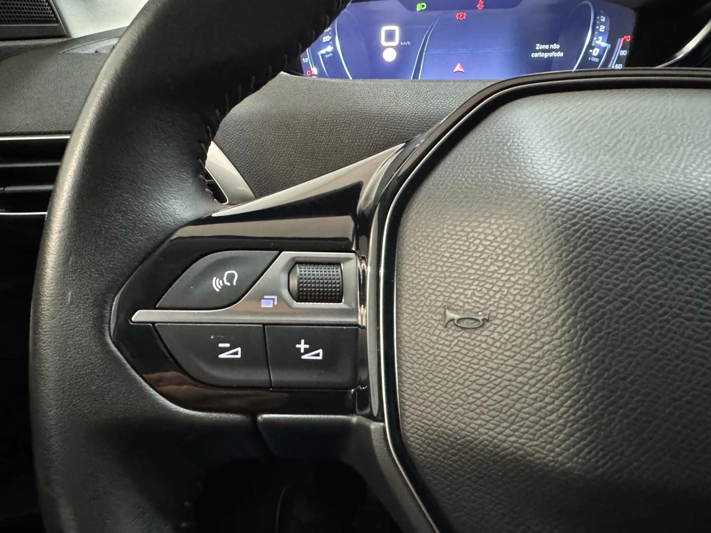 Peugeot 3008 1.5 BlueHDi Active