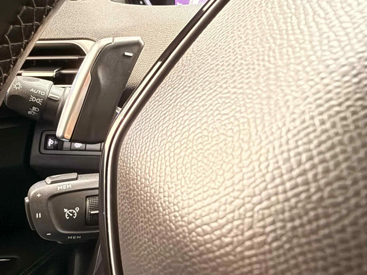 Peugeot 3008 1.5 BlueHDi Allure EAT8