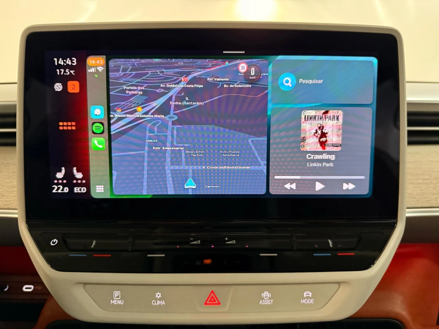 VW ID.Buzz Pro