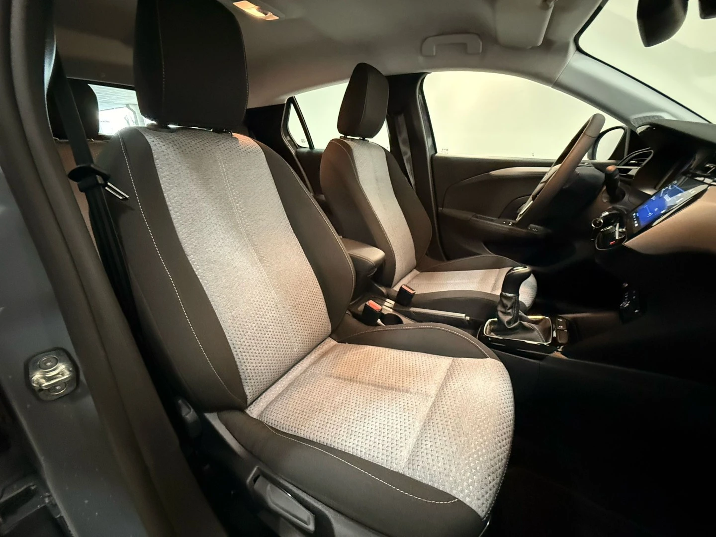 Opel Corsa 1.2 Elegance