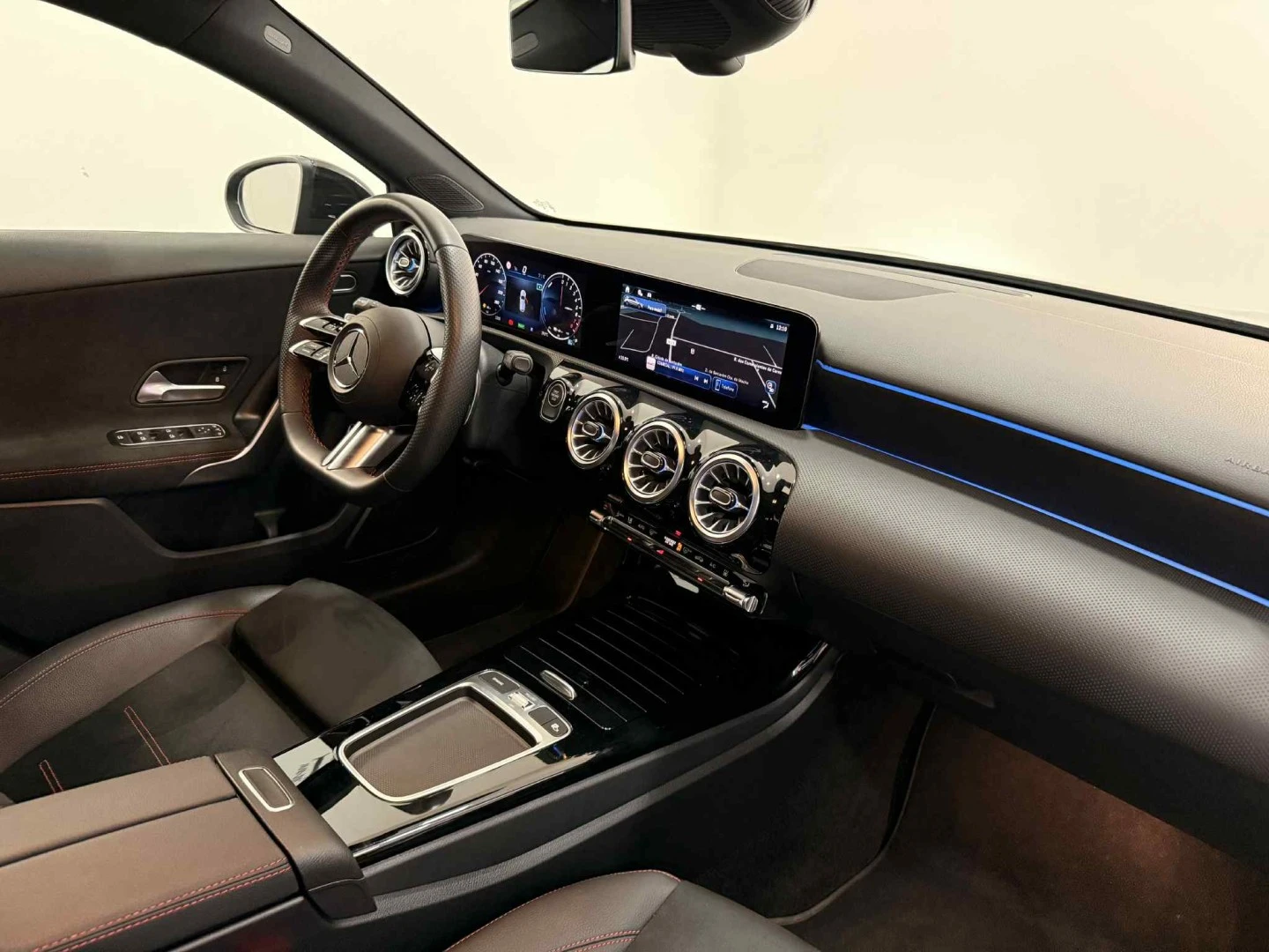 Mercedes-Benz A 250 e