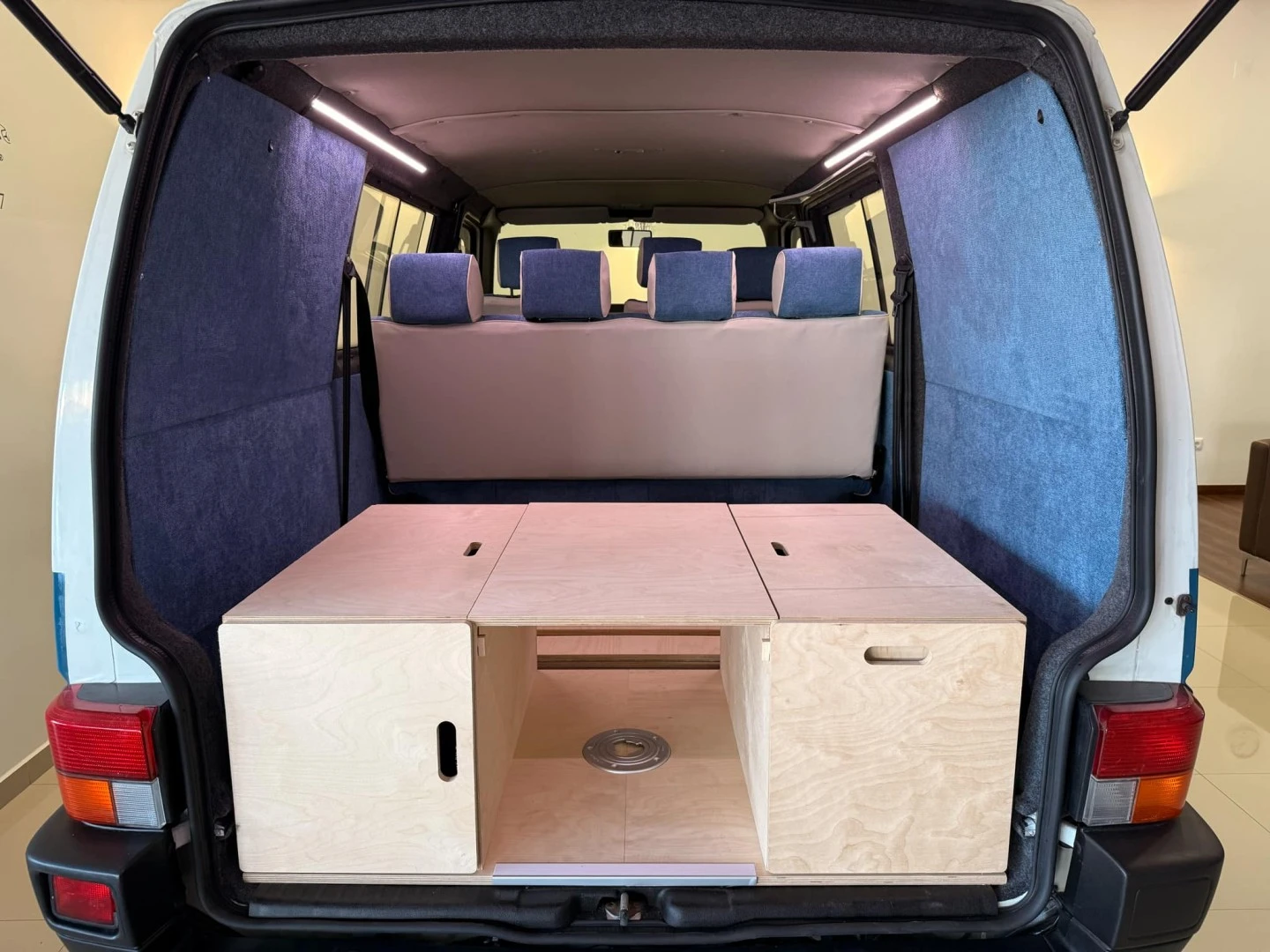 VW Transporter 2.4 D Kombi