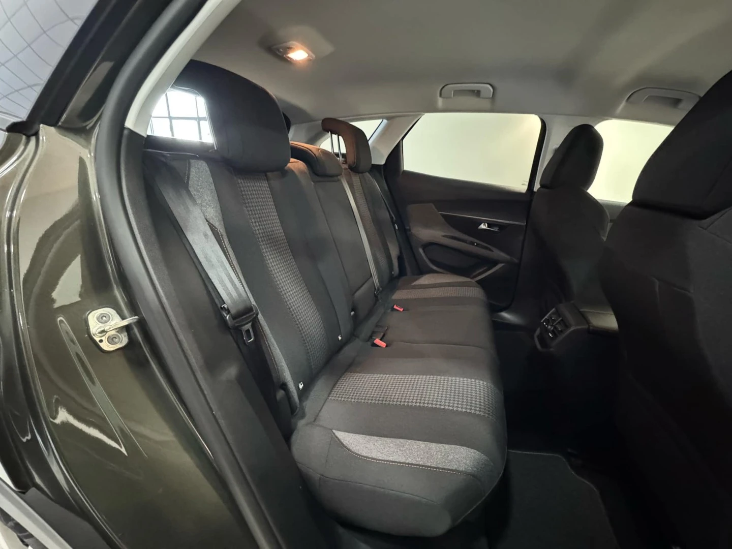 Peugeot 3008 1.5 BlueHDi Active