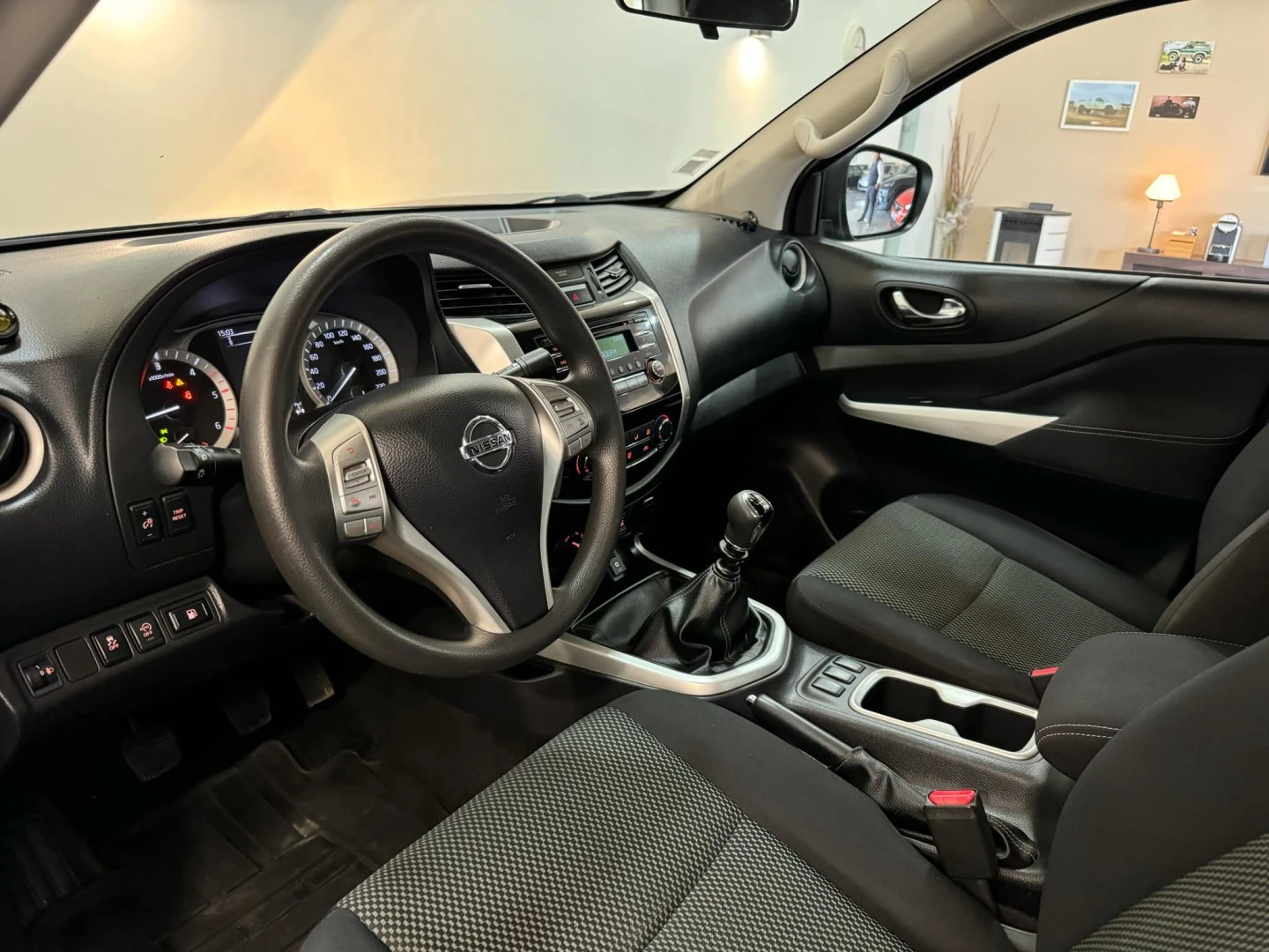 Nissan Navara 2.3 dCi CD 4WD CC Visia