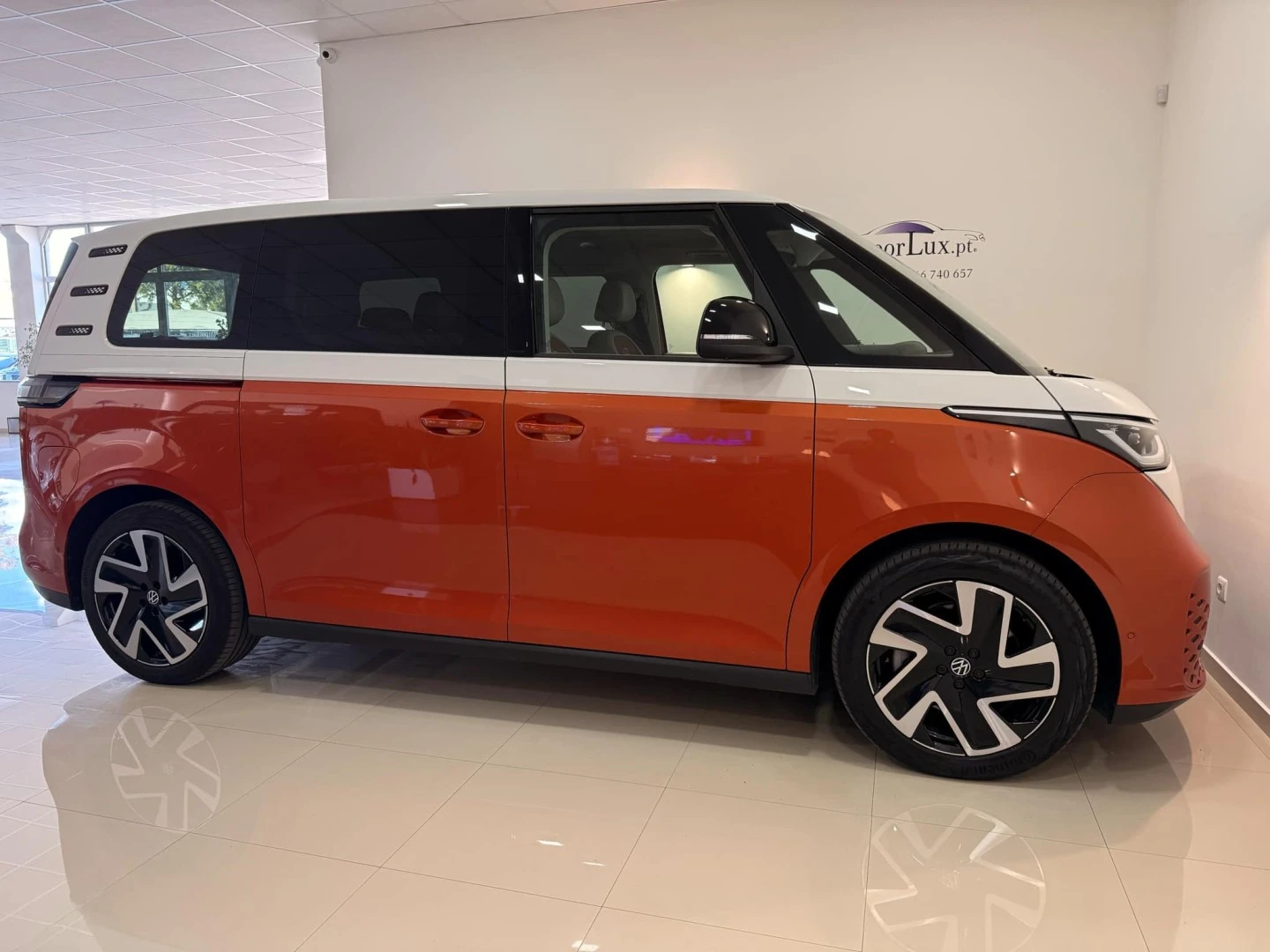 VW ID.Buzz Pro