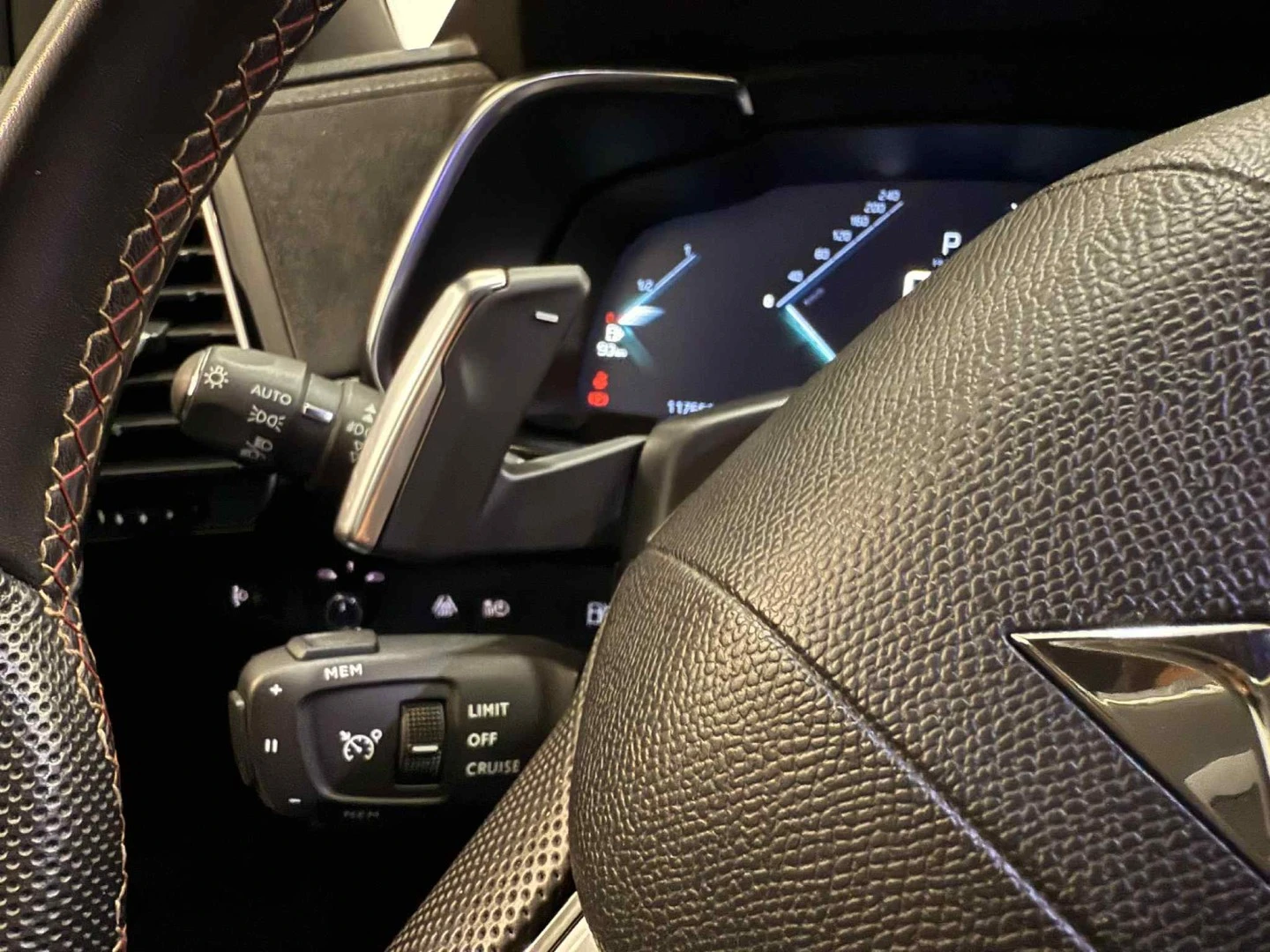 DS DS7 Crossback E-Tense Performance Line EAT8