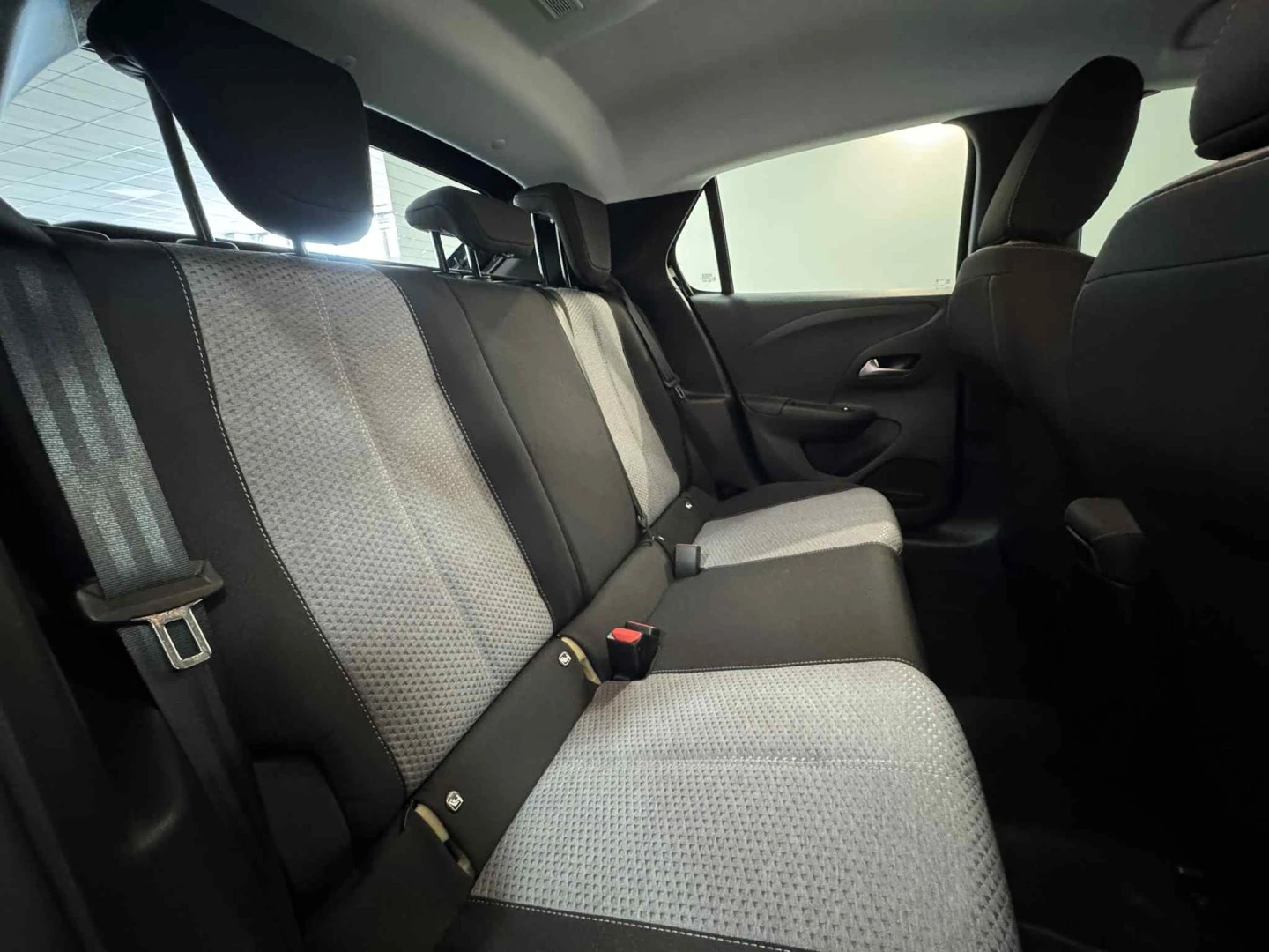 Opel Corsa 1.2 Edition