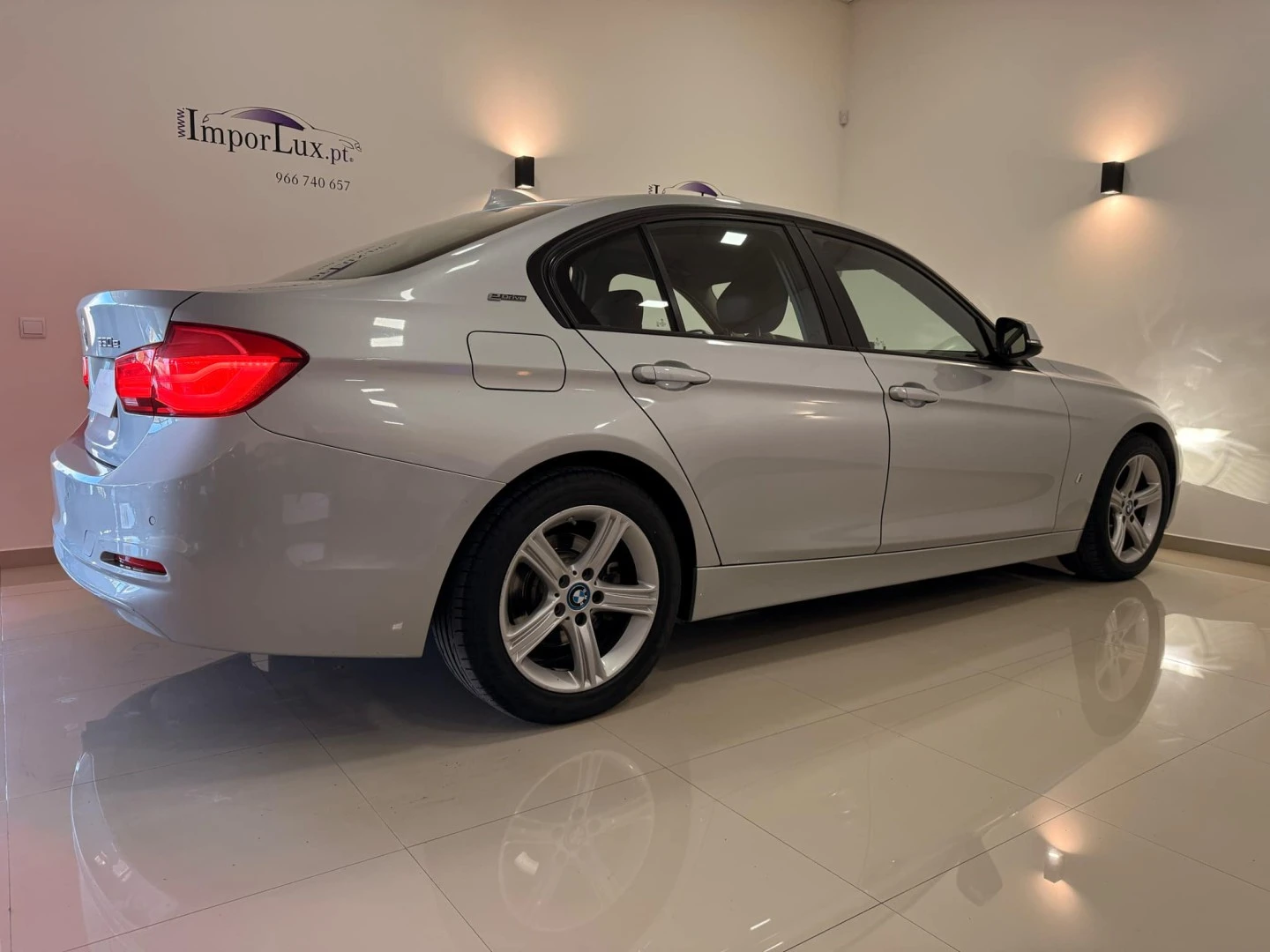 BMW 330 e iPerformance Advantage