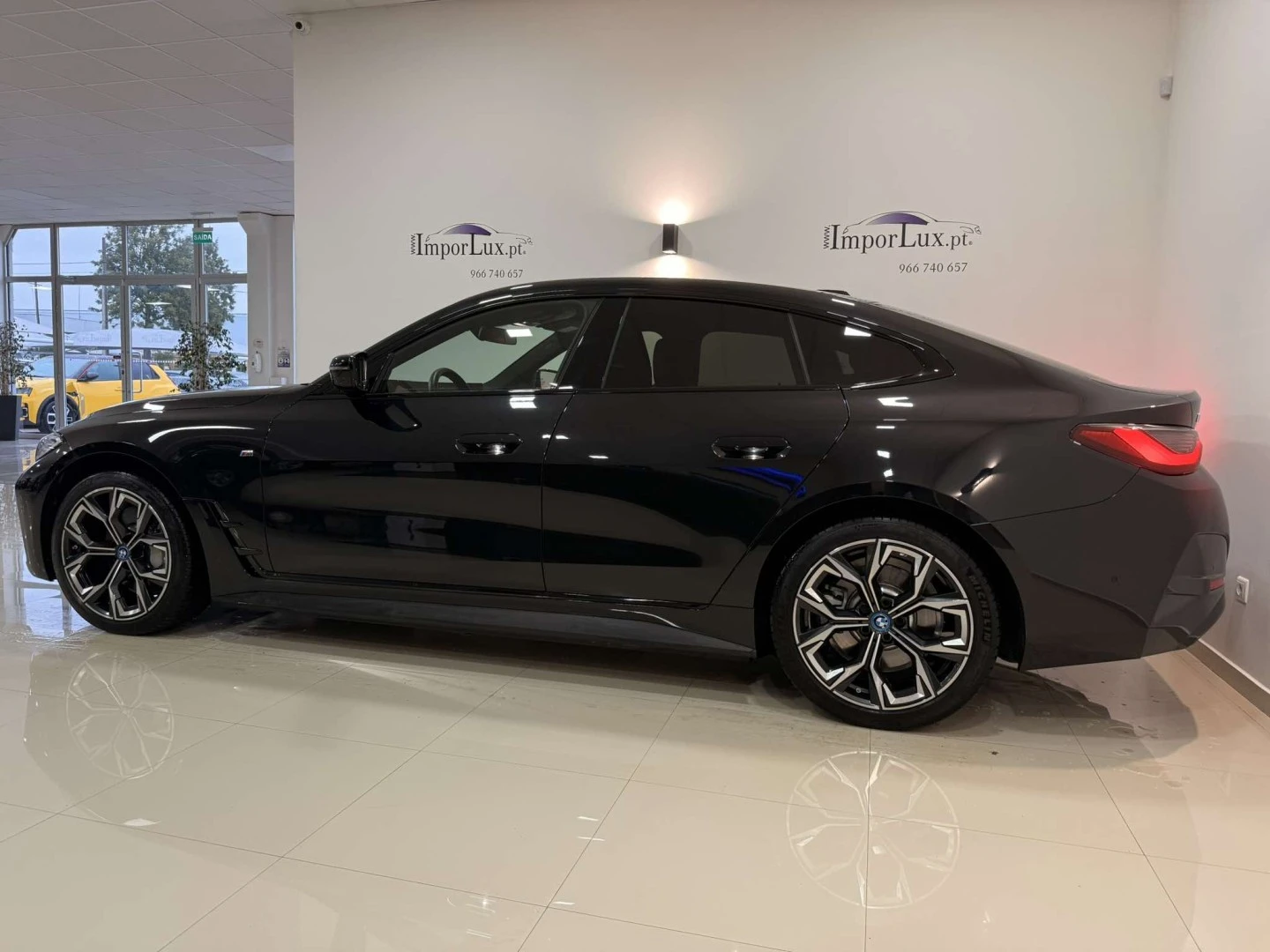 BMW i4 eDrive40 Pack Desportivo M
