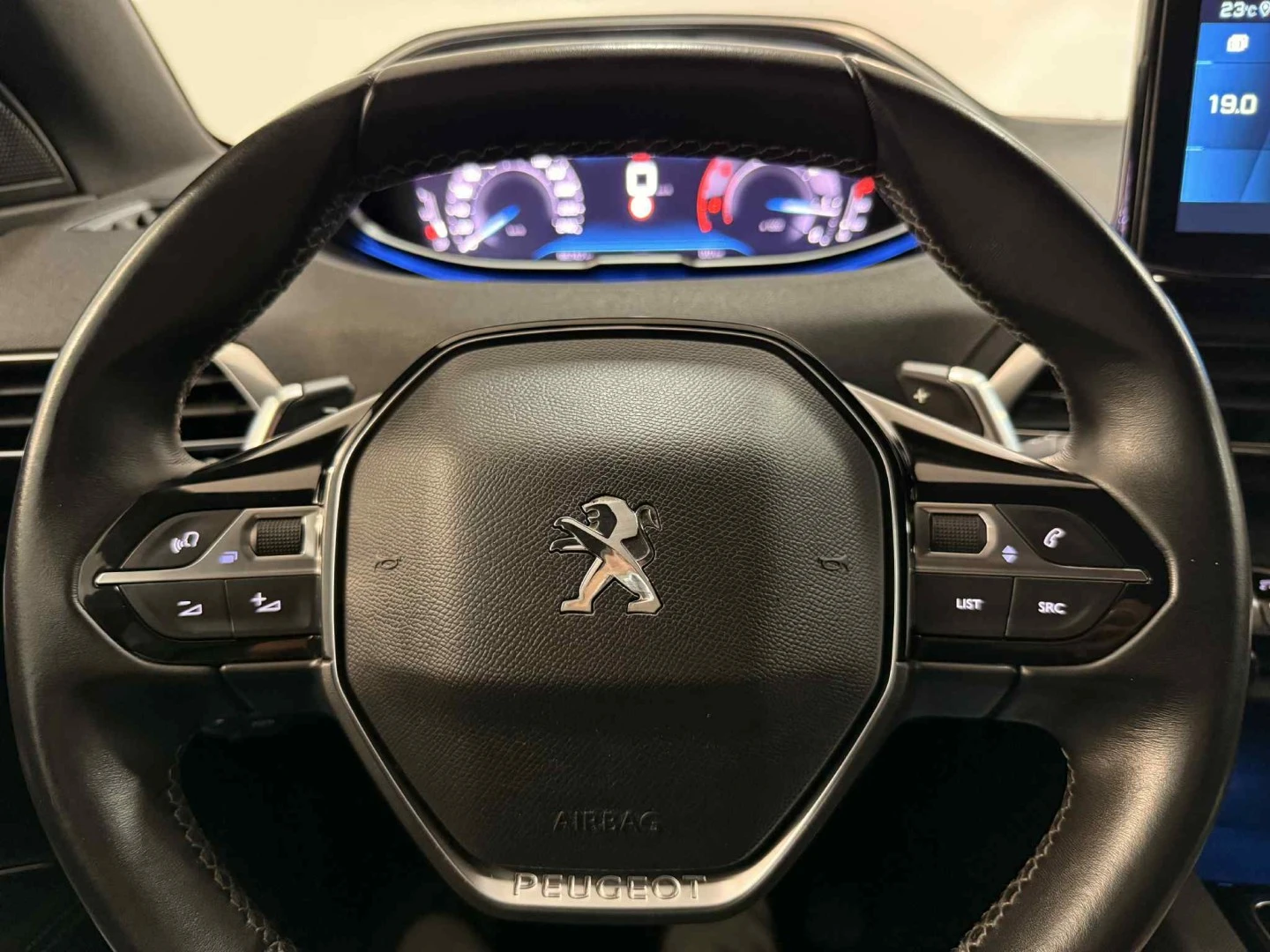 Peugeot 3008 1.5 BlueHDi Allure EAT8