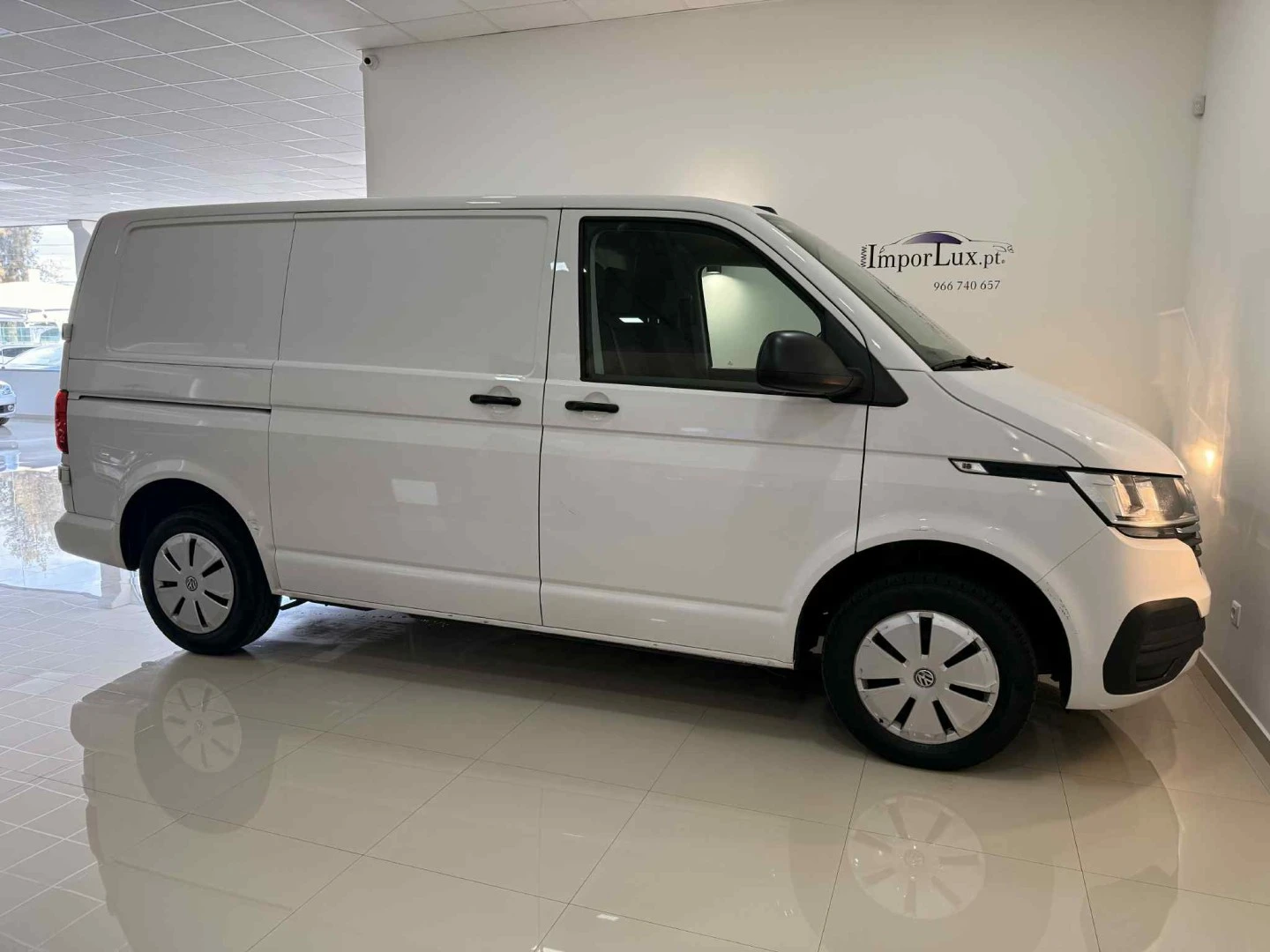 VW Transporter 2.0TDi EXTRA
