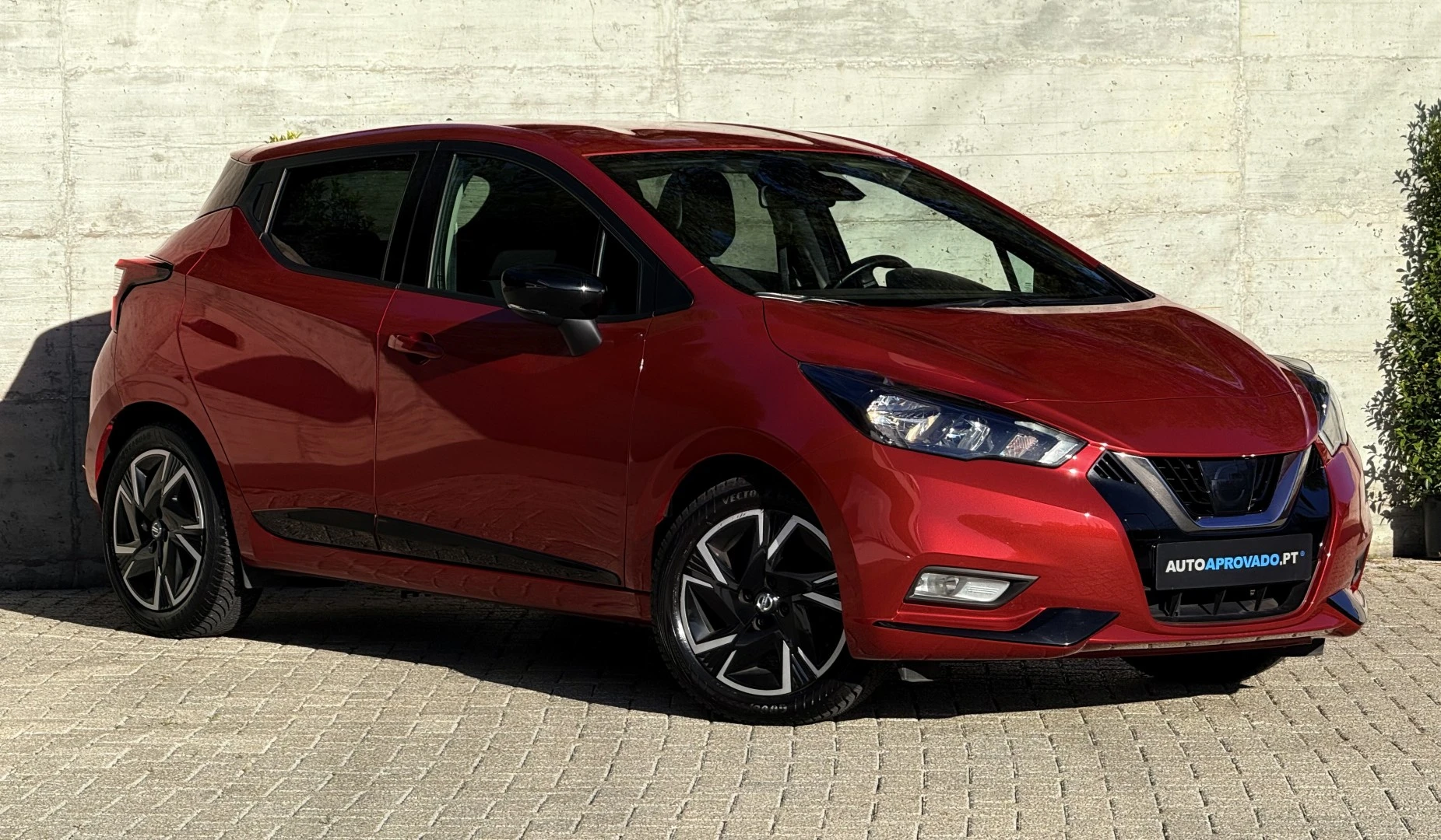 Nissan Micra 1.0 IG-T N-Design Black