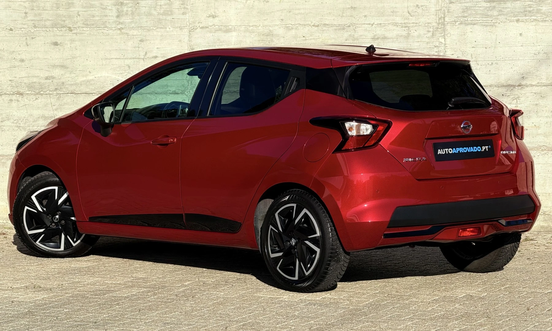 Nissan Micra 1.0 IG-T N-Design Black