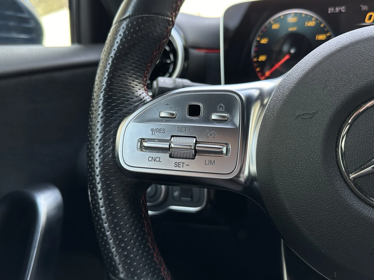 Mercedes-Benz A 160 AMG Line