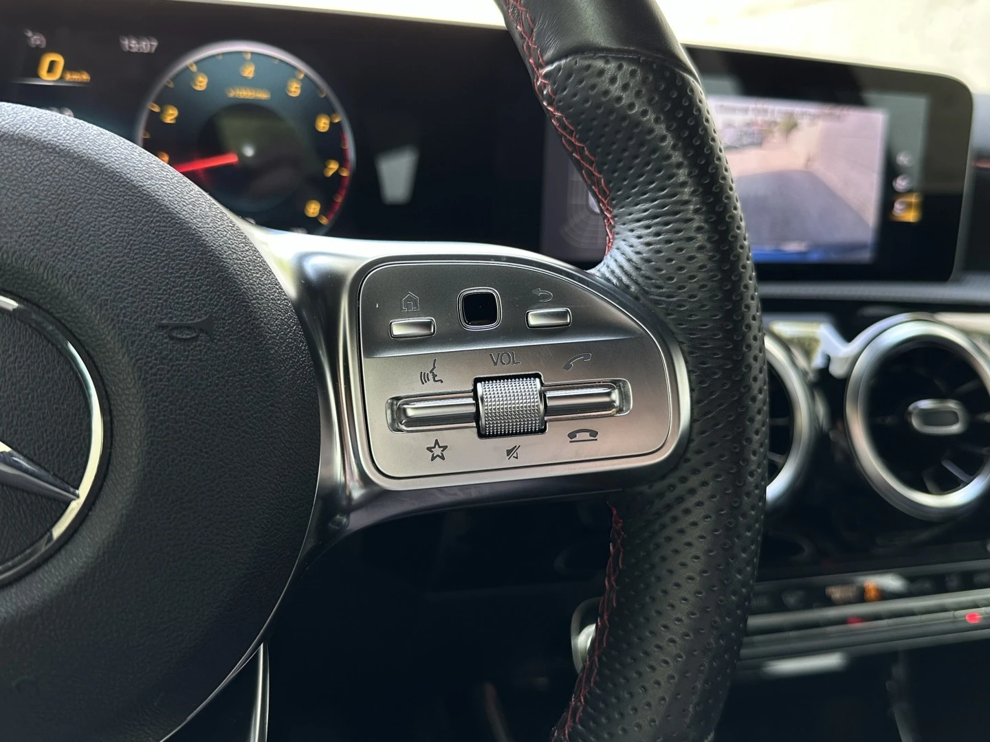 Mercedes-Benz A 160 AMG Line
