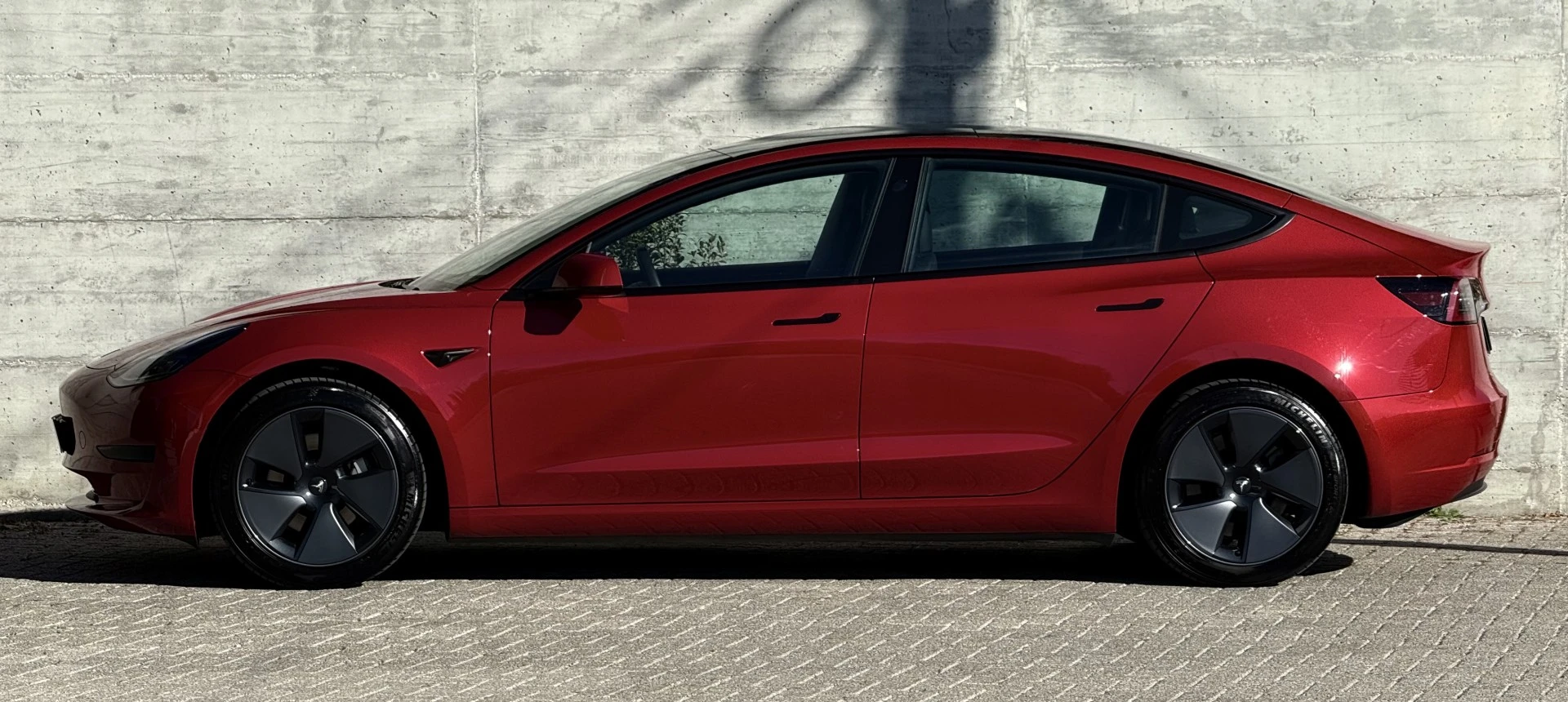 Tesla Model 3 Standard RWD Plus