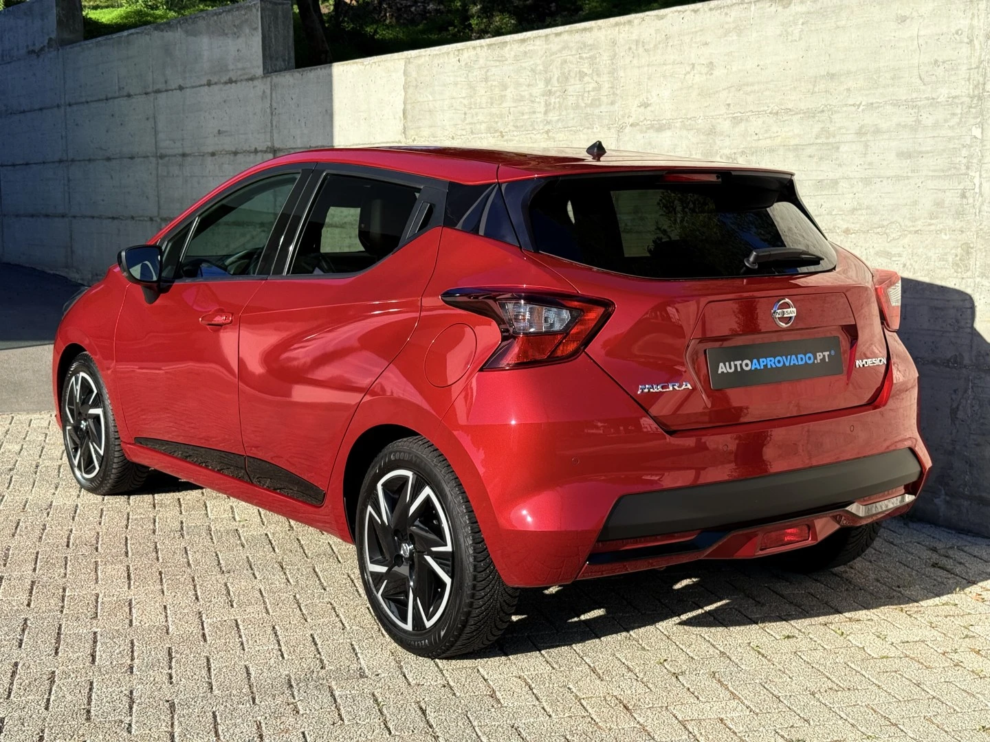 Nissan Micra 1.0 IG-T N-Design Black