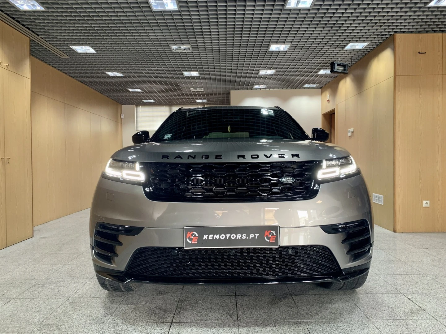 Land Rover Range Rover Velar 2.0 D R-Dynamic S