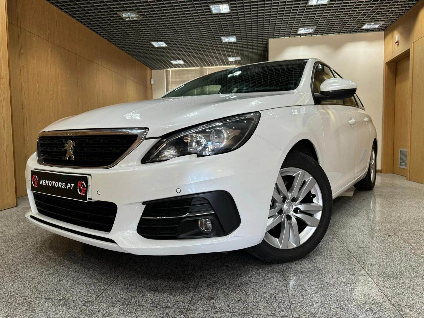 Peugeot 308 SW 1.2 PureTech Allure EAT8