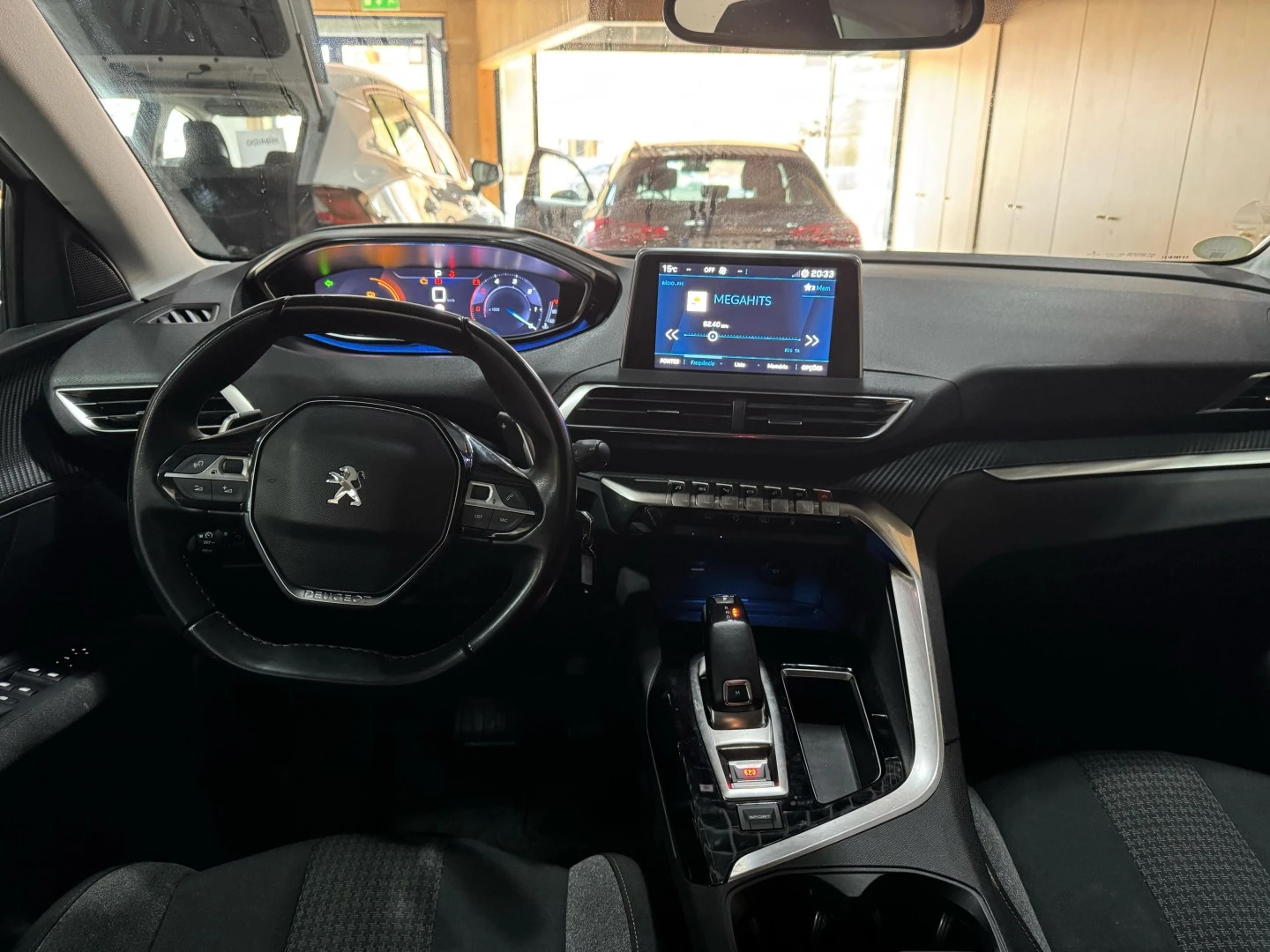 Peugeot 3008 1.5 BlueHDi Active Pack EAT8