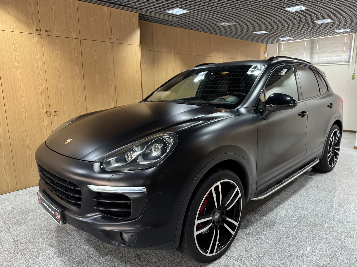 Porsche Cayenne Platinum Edition