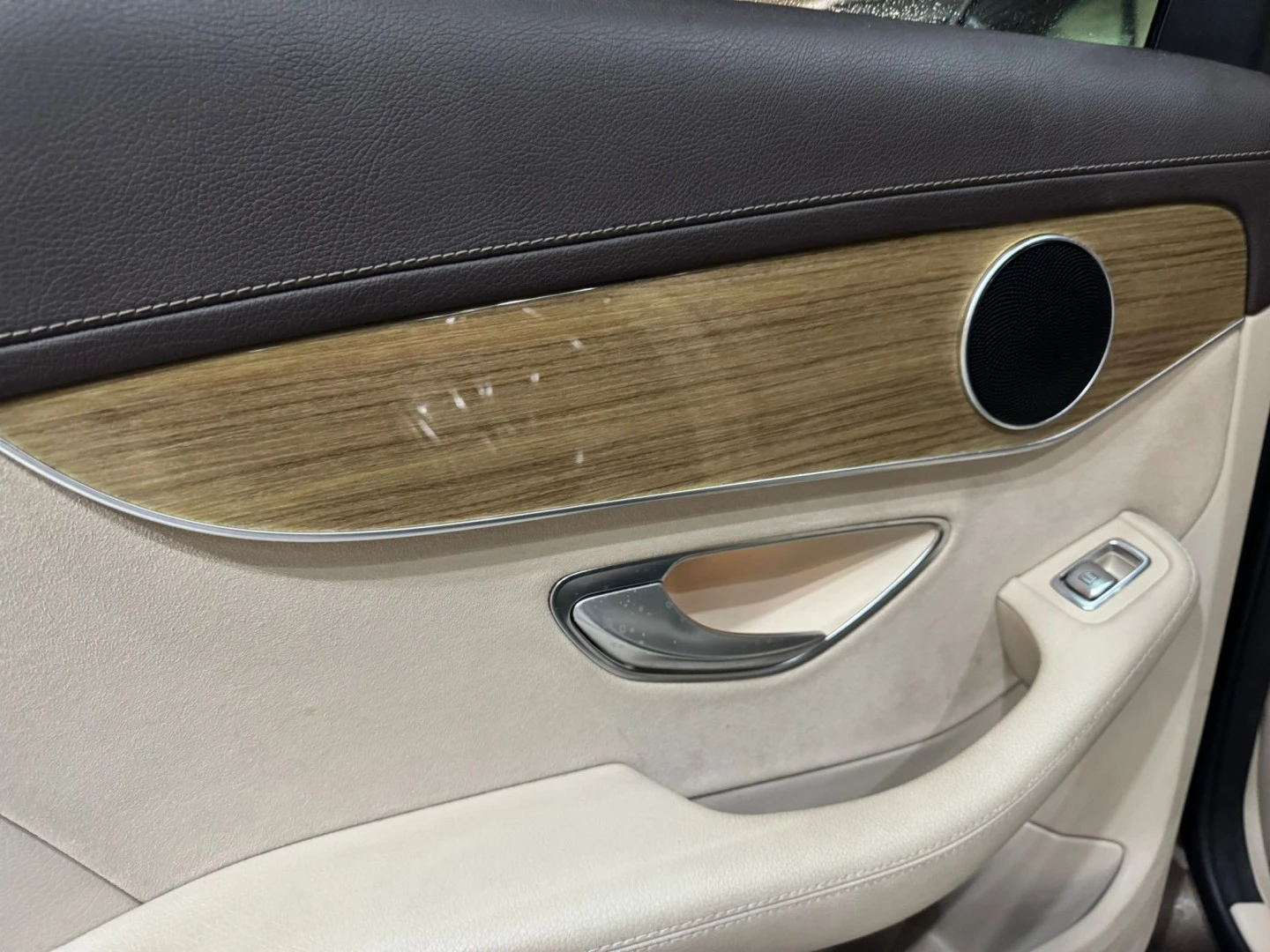 Mercedes-Benz C 300 BlueTEC Hybrid Avantgarde +