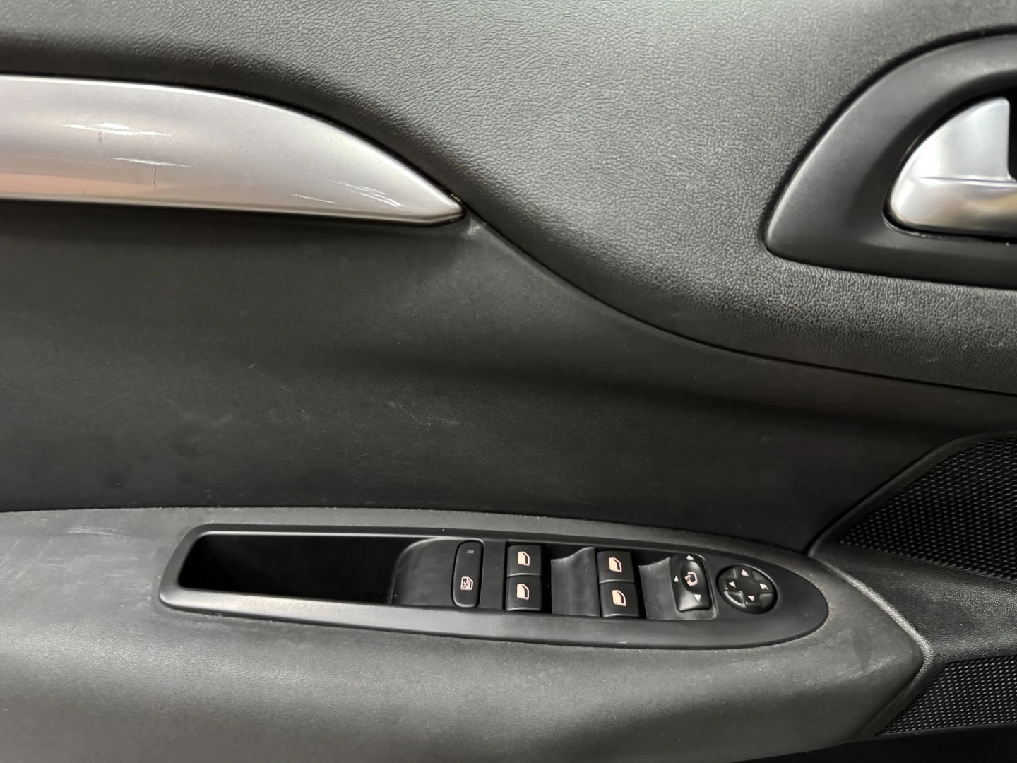Citroën C4 1.6 BlueHDi Shine EAT6
