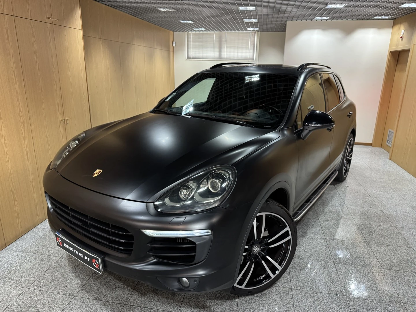 Porsche Cayenne Platinum Edition
