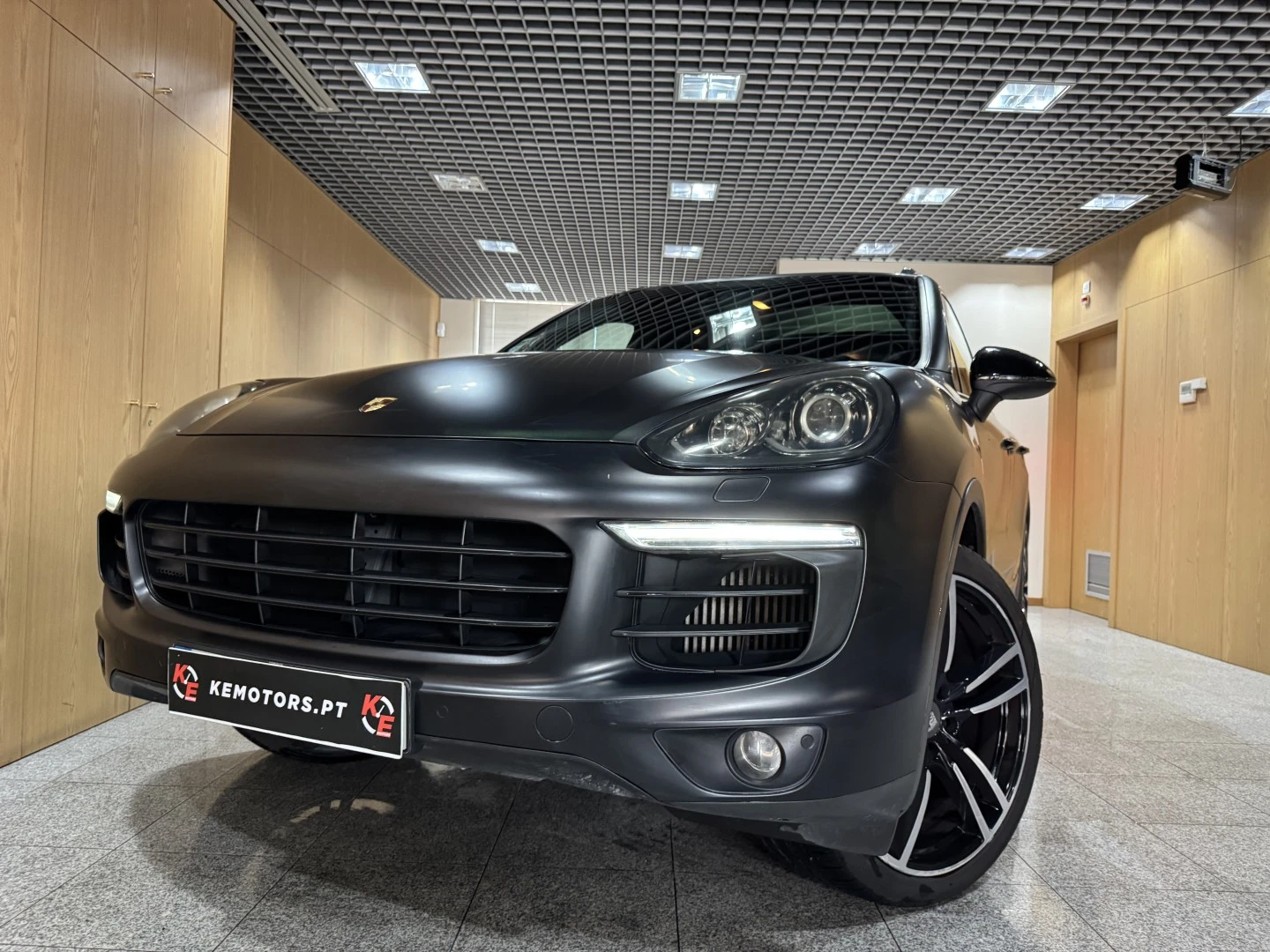 Porsche Cayenne Platinum Edition